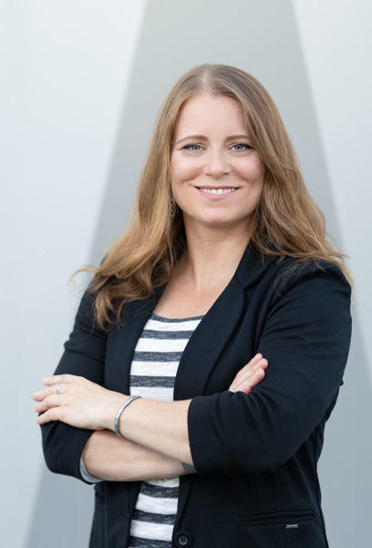 Profbild Jennifer Aengst